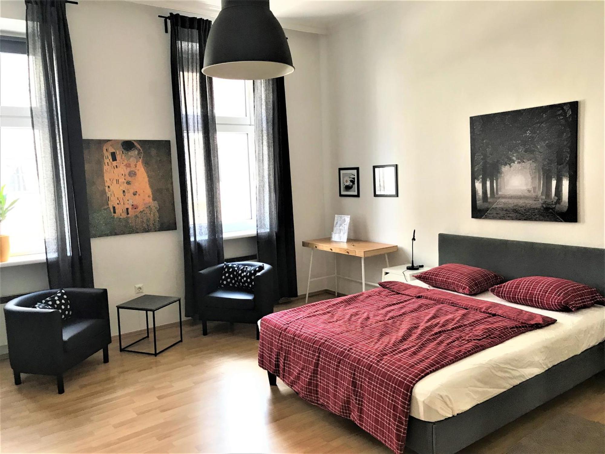 Studio & Apartments Near Reumannplatz Viena Exterior foto
